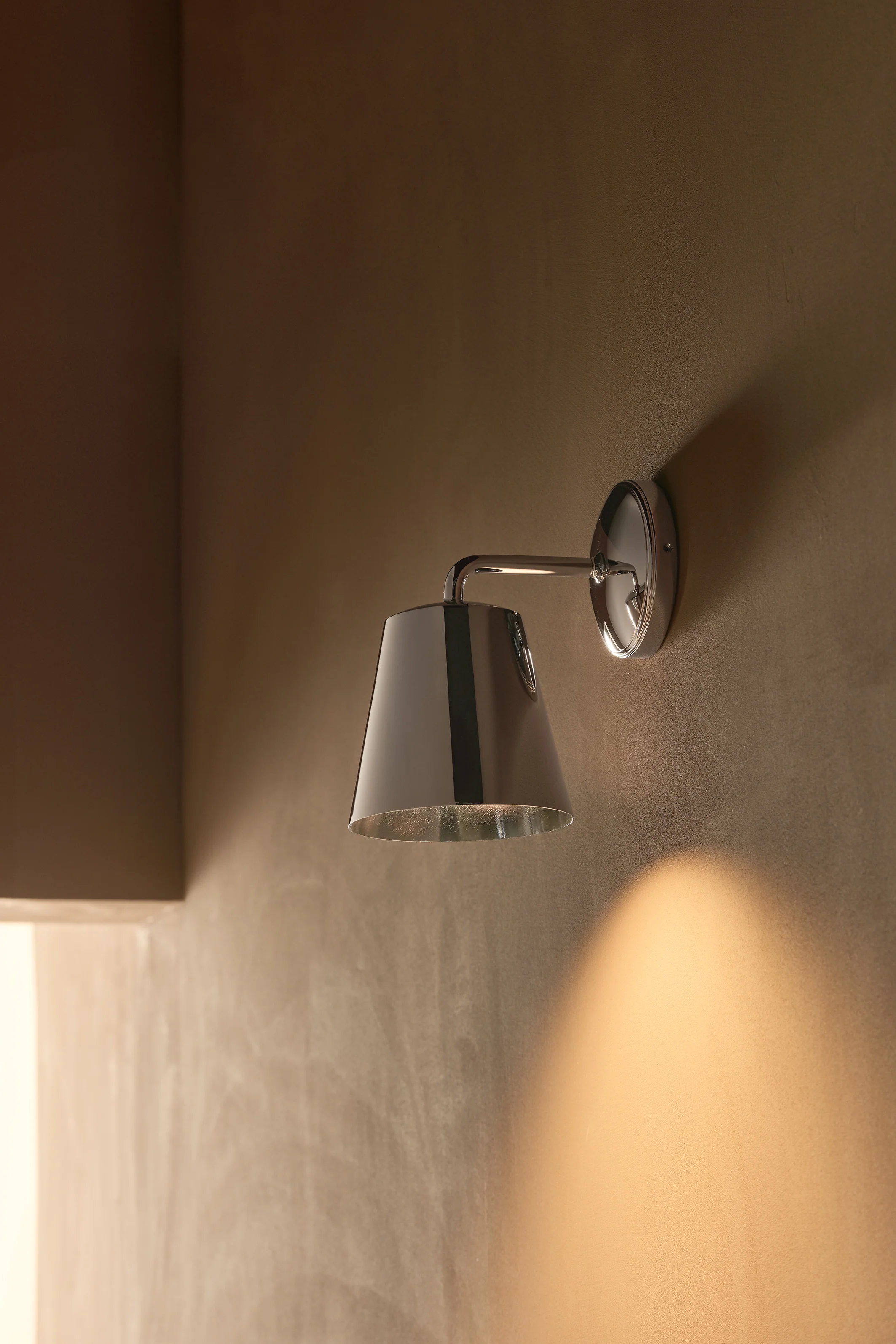 Richmond Medium Wall Light - Polished Nickel - Image 3